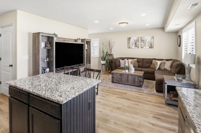 1830 W 5050 S, Roy, UT 84067