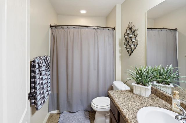 1830 W 5050 S, Roy, UT 84067