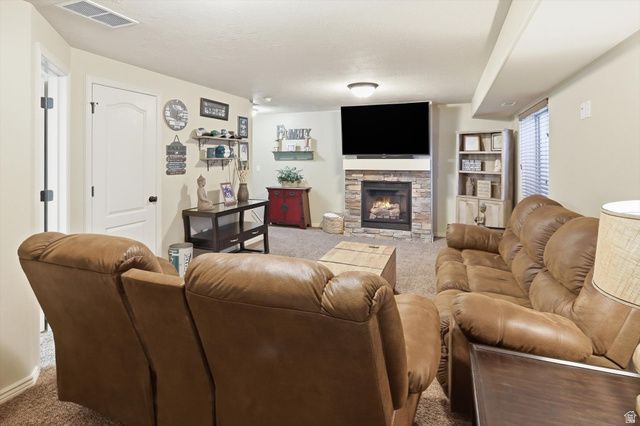 1830 W 5050 S, Roy, UT 84067
