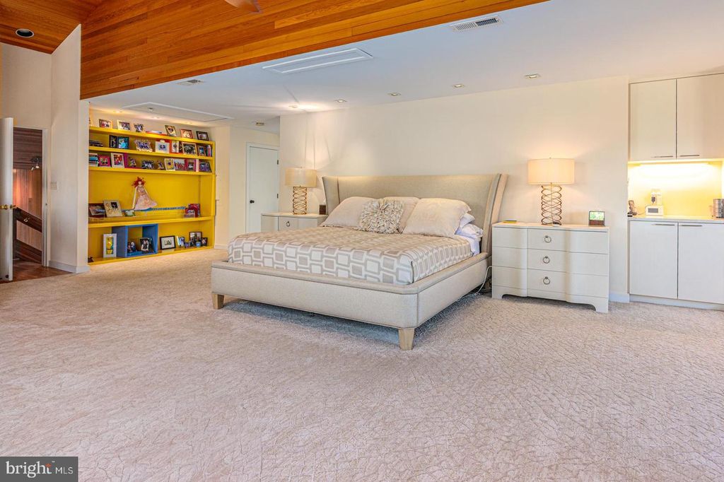 3207 BENNETT POINT RD, Queenstown, MD 21658
