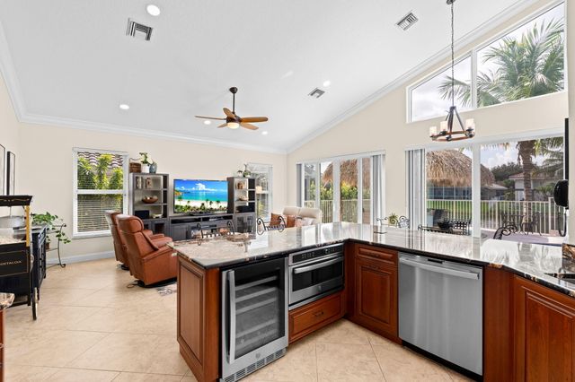 9924 NW 49TH Place, Coral Springs, FL 33076