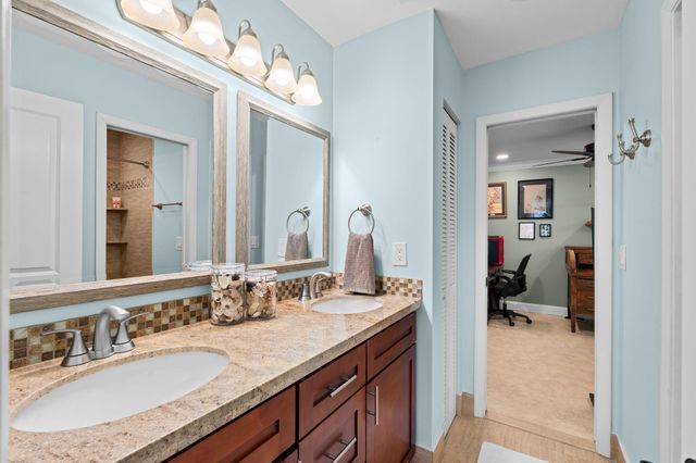 9924 NW 49TH Place, Coral Springs, FL 33076