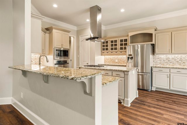 2317 Firestone Circle, Tyler, TX 75703