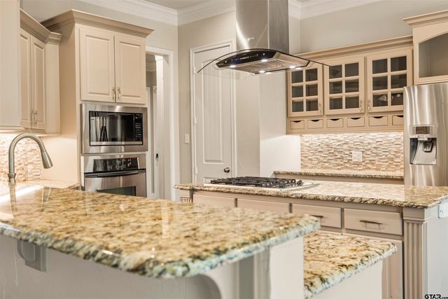 2317 Firestone Circle, Tyler, TX 75703