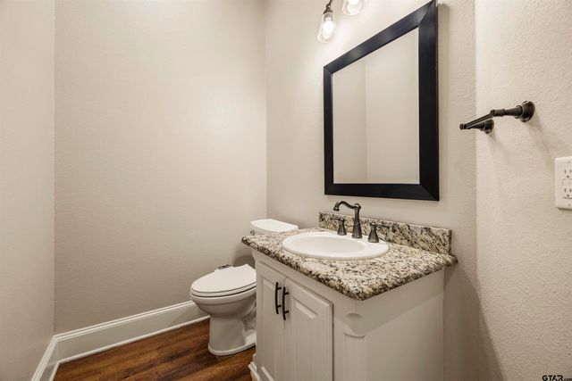 2317 Firestone Circle, Tyler, TX 75703