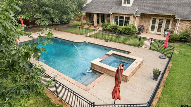 2317 Firestone Circle, Tyler, TX 75703