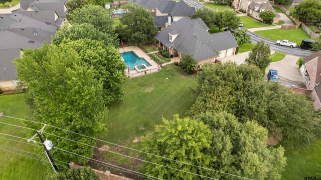 2317 Firestone Circle, Tyler, TX 75703