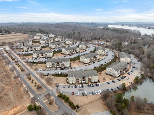 1432 Gadwall Way, Seneca, SC 29678