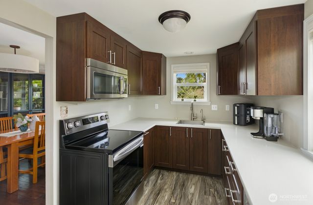8440 54th Avenue S, Seattle, WA 98118