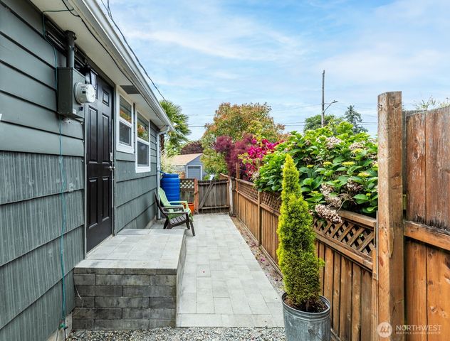 8440 54th Avenue S, Seattle, WA 98118