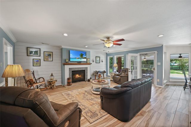 22811 Trailwood Lane, Tomball, TX 77375