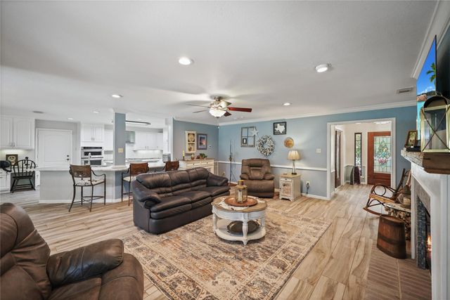 22811 Trailwood Lane, Tomball, TX 77375