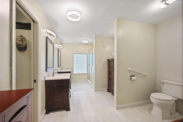22811 Trailwood Lane, Tomball, TX 77375