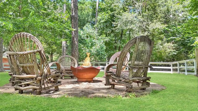 22811 Trailwood Lane, Tomball, TX 77375