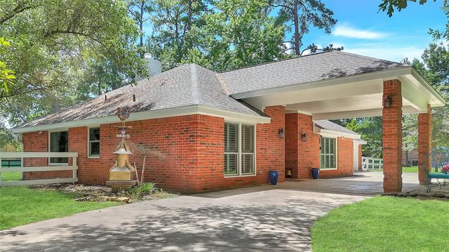 22811 Trailwood Lane, Tomball, TX 77375