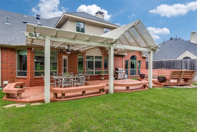6707 Canyon Crest Drive, Fort Worth, TX 76132