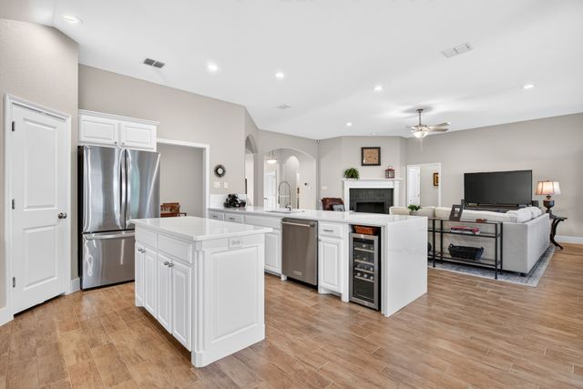 7208 Tour Trail, Benbrook, TX 76126