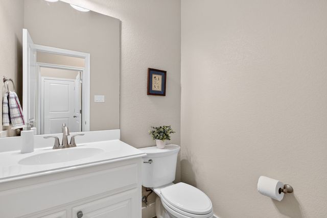 7208 Tour Trail, Benbrook, TX 76126