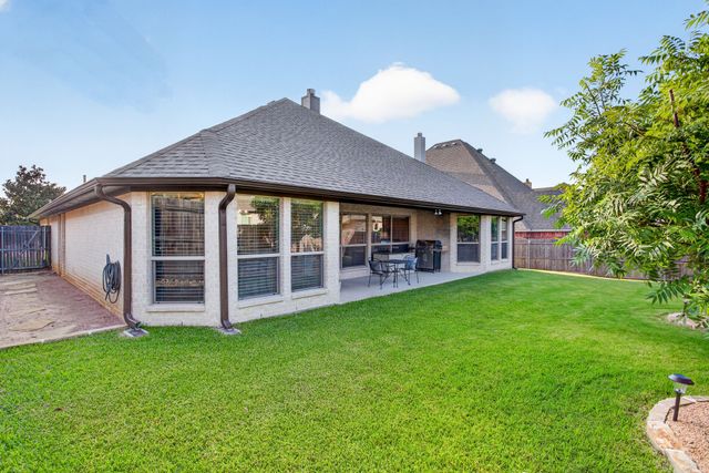 7208 Tour Trail, Benbrook, TX 76126