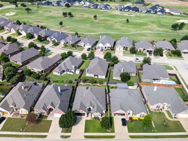 7208 Tour Trail, Benbrook, TX 76126