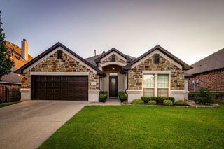 7208 Tour Trail, Benbrook, TX 76126