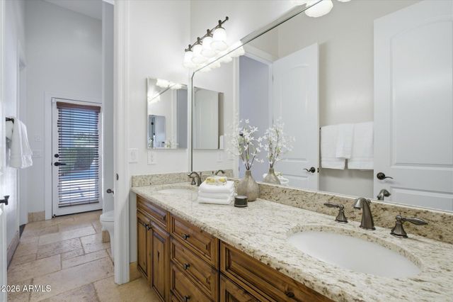 745 E JOHN HENRY Lane, Gilbert, AZ 85296