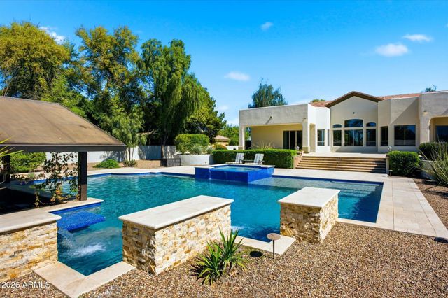 745 E JOHN HENRY Lane, Gilbert, AZ 85296