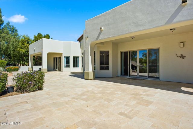 745 E JOHN HENRY Lane, Gilbert, AZ 85296