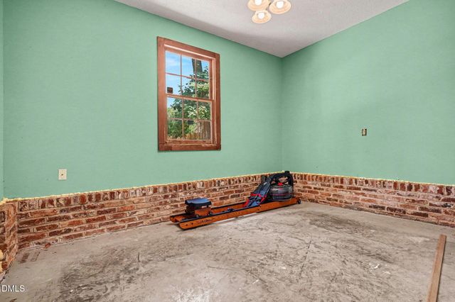 405 Lynchester Court, Raleigh, NC 27615