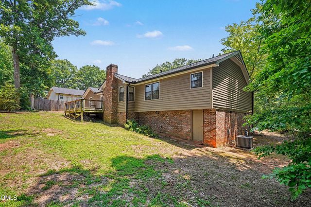 405 Lynchester Court, Raleigh, NC 27615