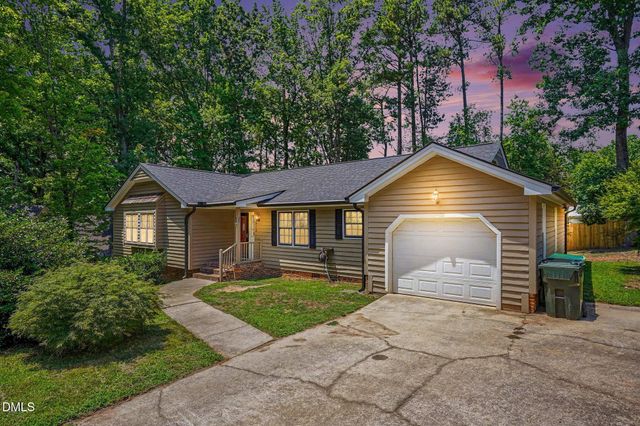 405 Lynchester Court, Raleigh, NC 27615