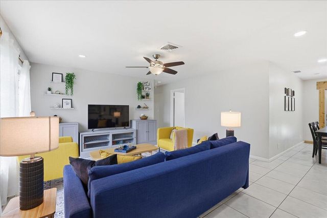 583 NW 12th Terrace, Boca Raton, FL 33486
