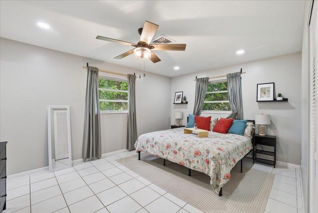 583 NW 12th Terrace, Boca Raton, FL 33486
