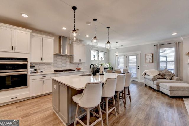 572 Redfish Way, Hoschton, GA 30548