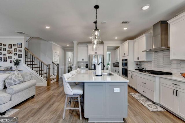 572 Redfish Way, Hoschton, GA 30548