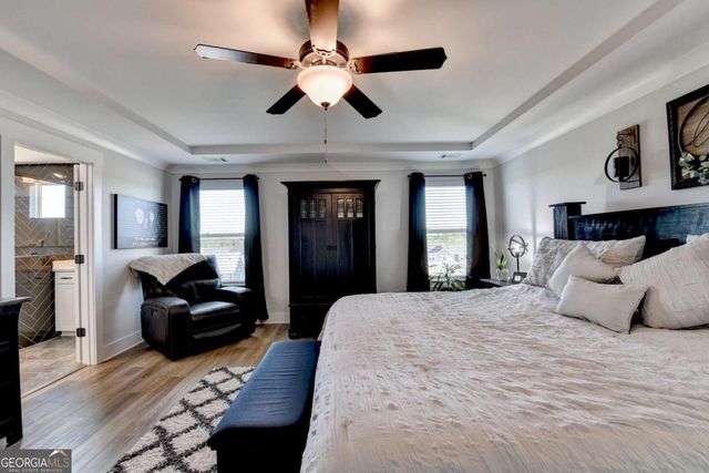 572 Redfish Way, Hoschton, GA 30548