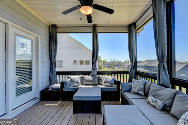 572 Redfish Way, Hoschton, GA 30548