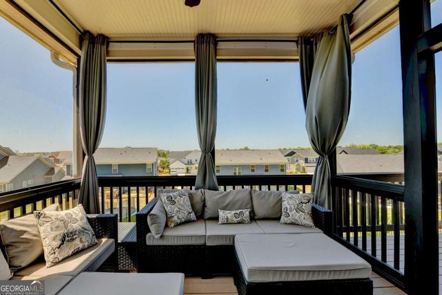 572 Redfish Way, Hoschton, GA 30548