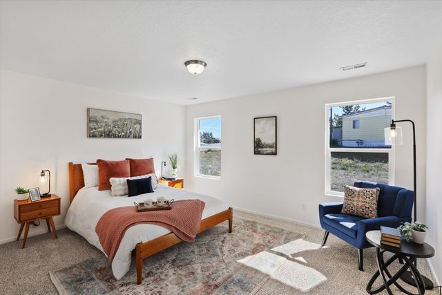 621 S Manifold Ln, Spokane Valley, WA 99016