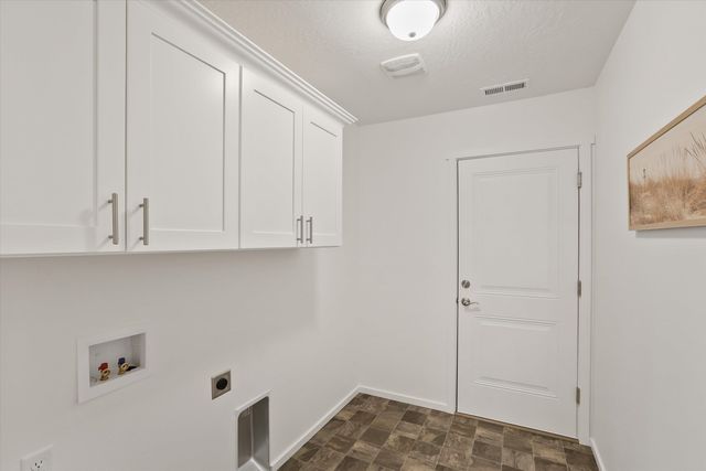 621 S Manifold Ln, Spokane Valley, WA 99016