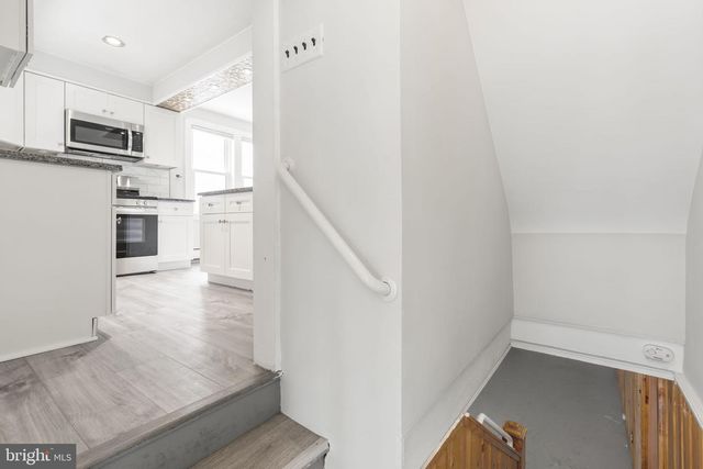 565 GREENWICH AVE, Paulsboro, NJ 08066