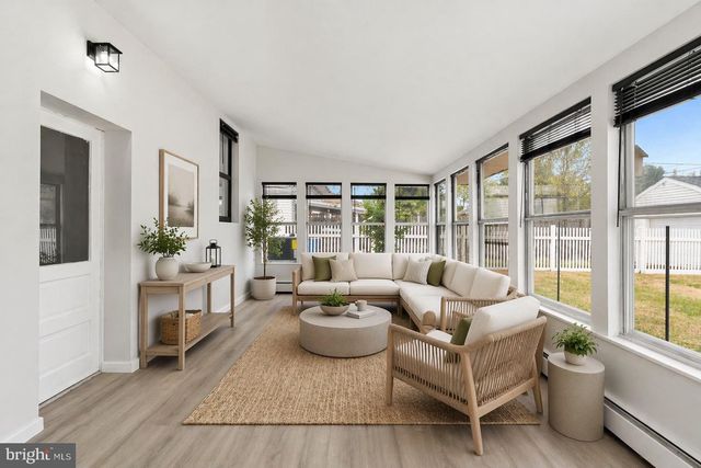 565 GREENWICH AVE, Paulsboro, NJ 08066