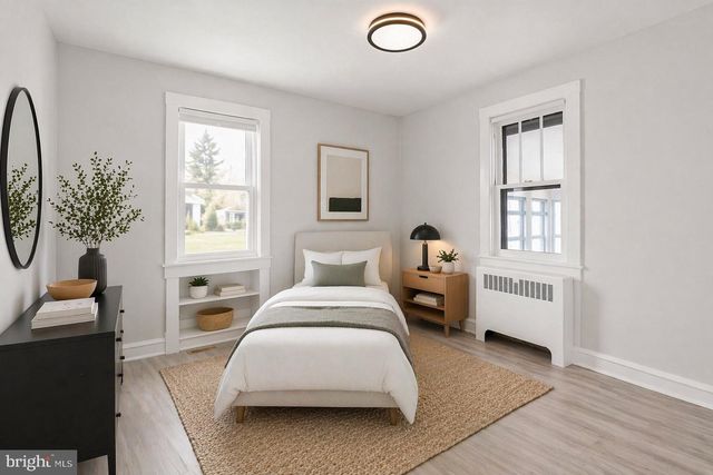 565 GREENWICH AVE, Paulsboro, NJ 08066