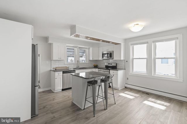 565 GREENWICH AVE, Paulsboro, NJ 08066