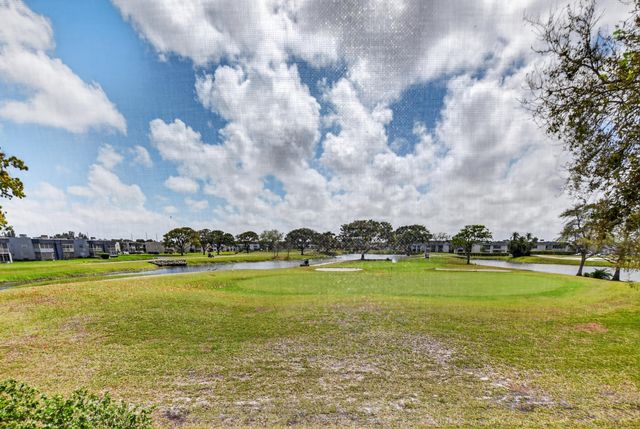 944 Normandy Trail 944, Delray Beach, FL 33484