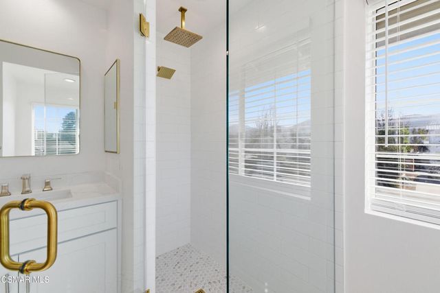 6945 Via Alba, Camarillo, CA 93012