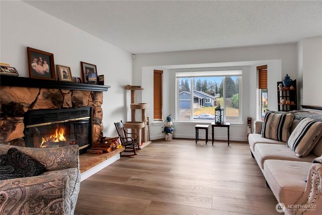 7518 211th Street E, Spanaway, WA 98387