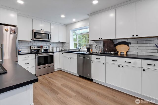 7518 211th Street E, Spanaway, WA 98387