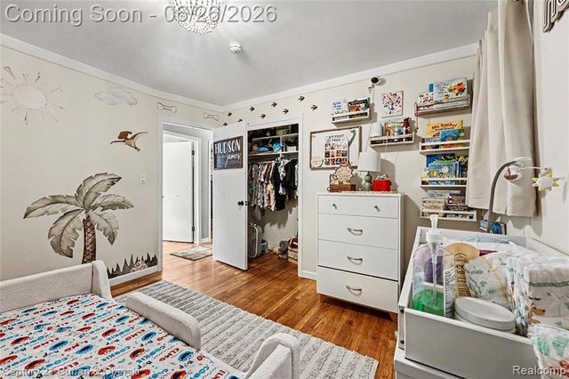 9059 San Jose, Redford, MI 48239