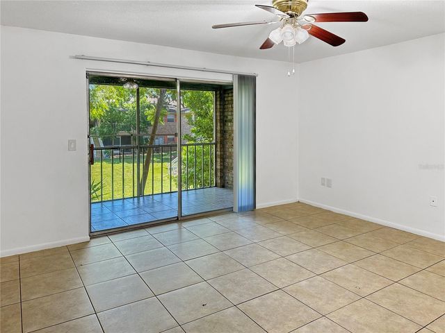 508 BANYON TREE CIRCLE 200, Maitland, FL 32751